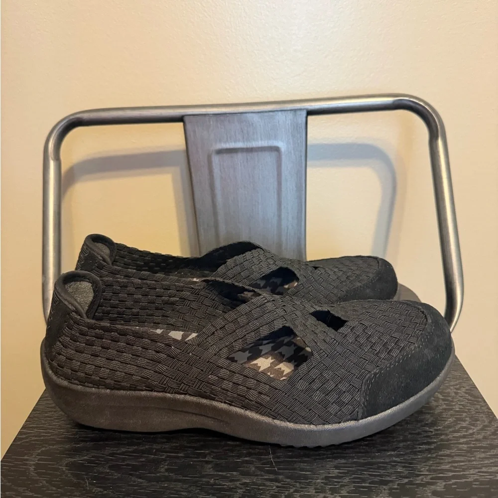 Skechers Woven Mary Jane Flats Black Stretch Comfort Shoes Women’s 7.5